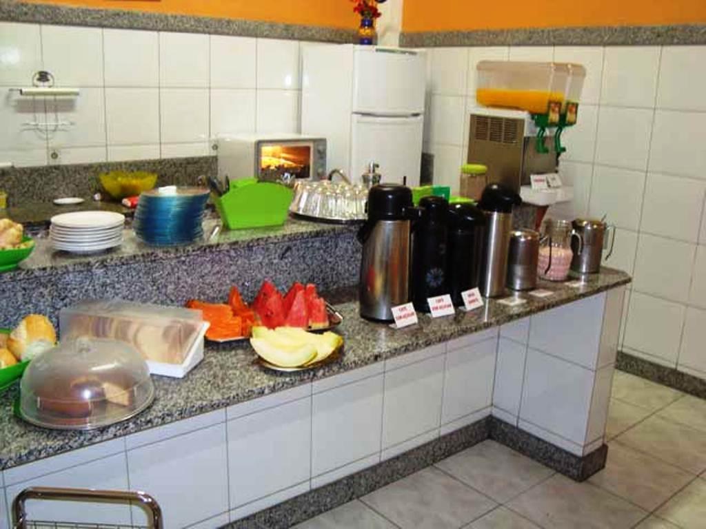 City Hotel Sete Lagoas Buitenkant foto